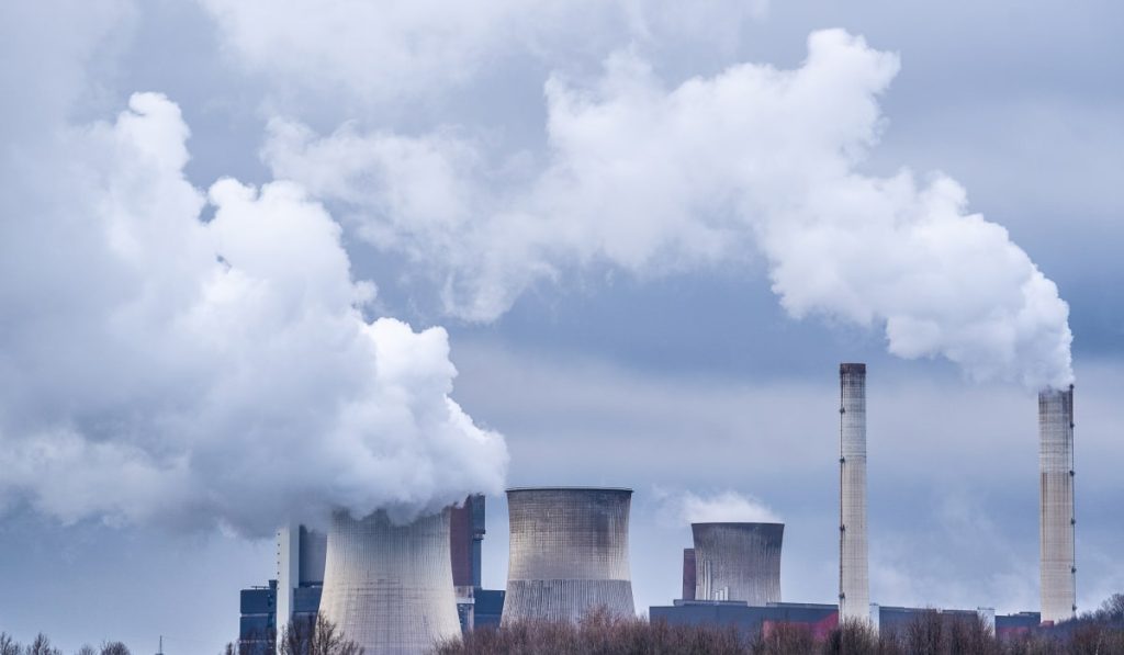 using of drone technology in air quality monitoring